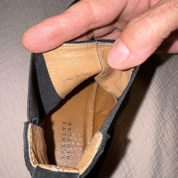 Barneys New York Black Suede Men’s Chelsea Boots - Picture 6 of 8